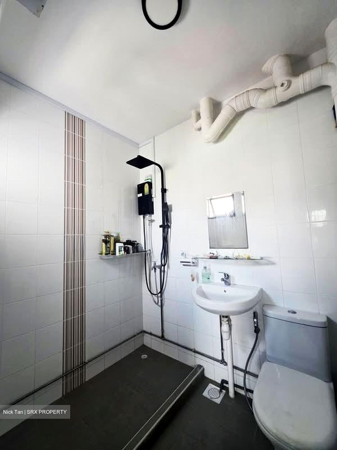 Blk 533 Hougang Avenue 6 (Hougang), HDB Executive #553871701